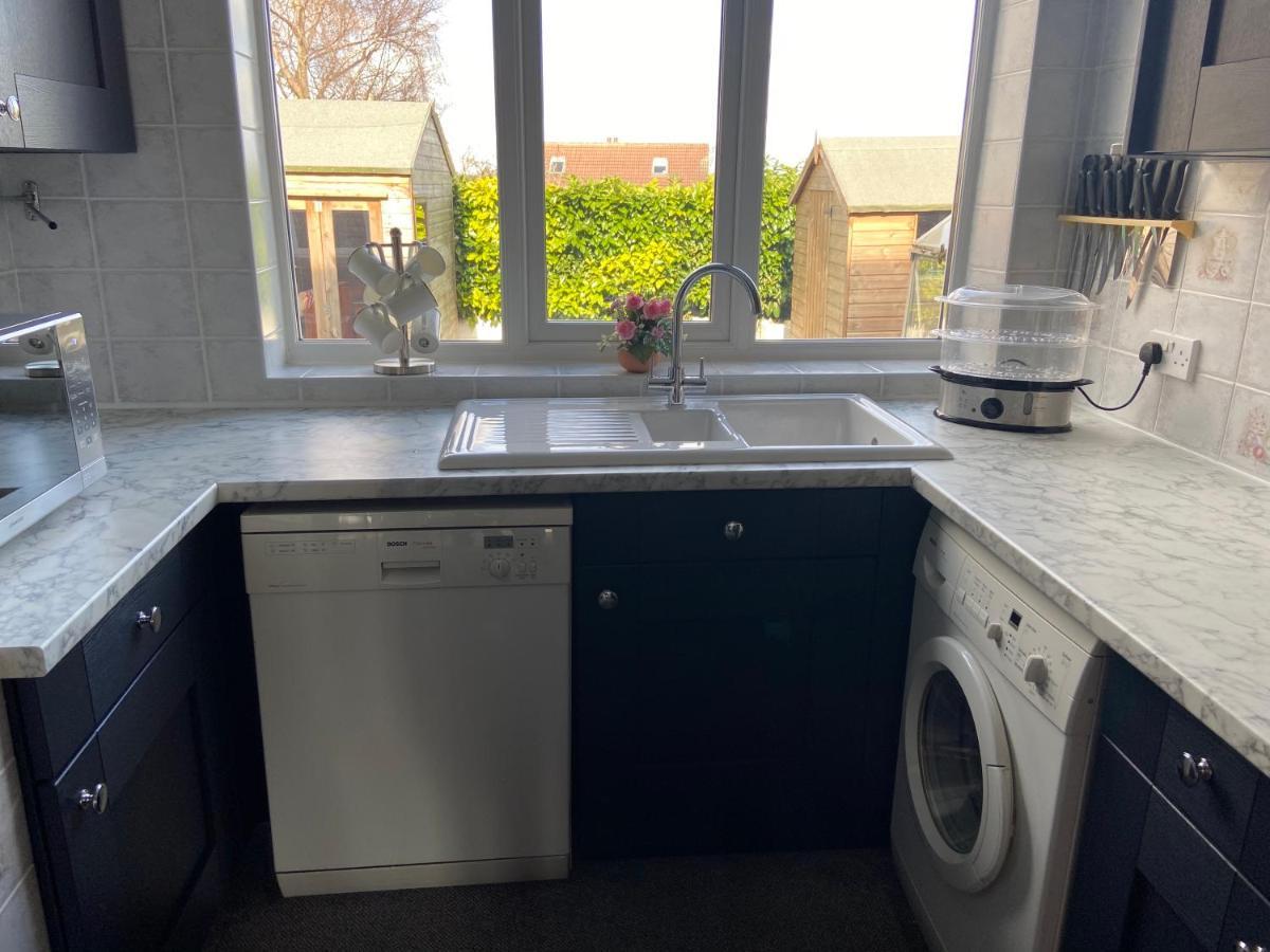 Large 4 Bedroom Home In Boston Spa Village In-Between York, Harrogate And Leeds, Sleeps 9 Ngoại thất bức ảnh