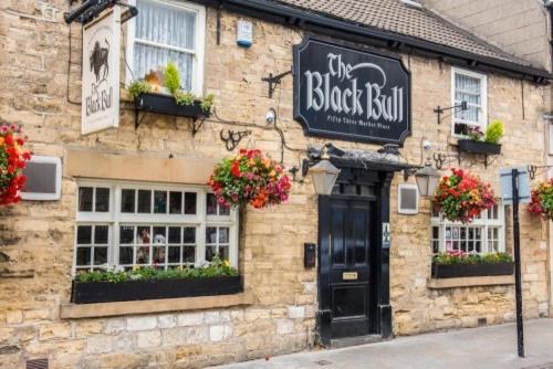Large 4 Bedroom Home In Boston Spa Village In-Between York, Harrogate And Leeds, Sleeps 9 Ngoại thất bức ảnh