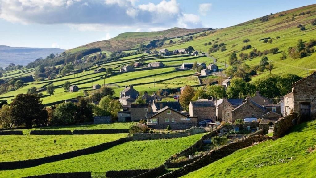 Large 4 Bedroom Home In Boston Spa Village In-Between York, Harrogate And Leeds, Sleeps 9 Ngoại thất bức ảnh