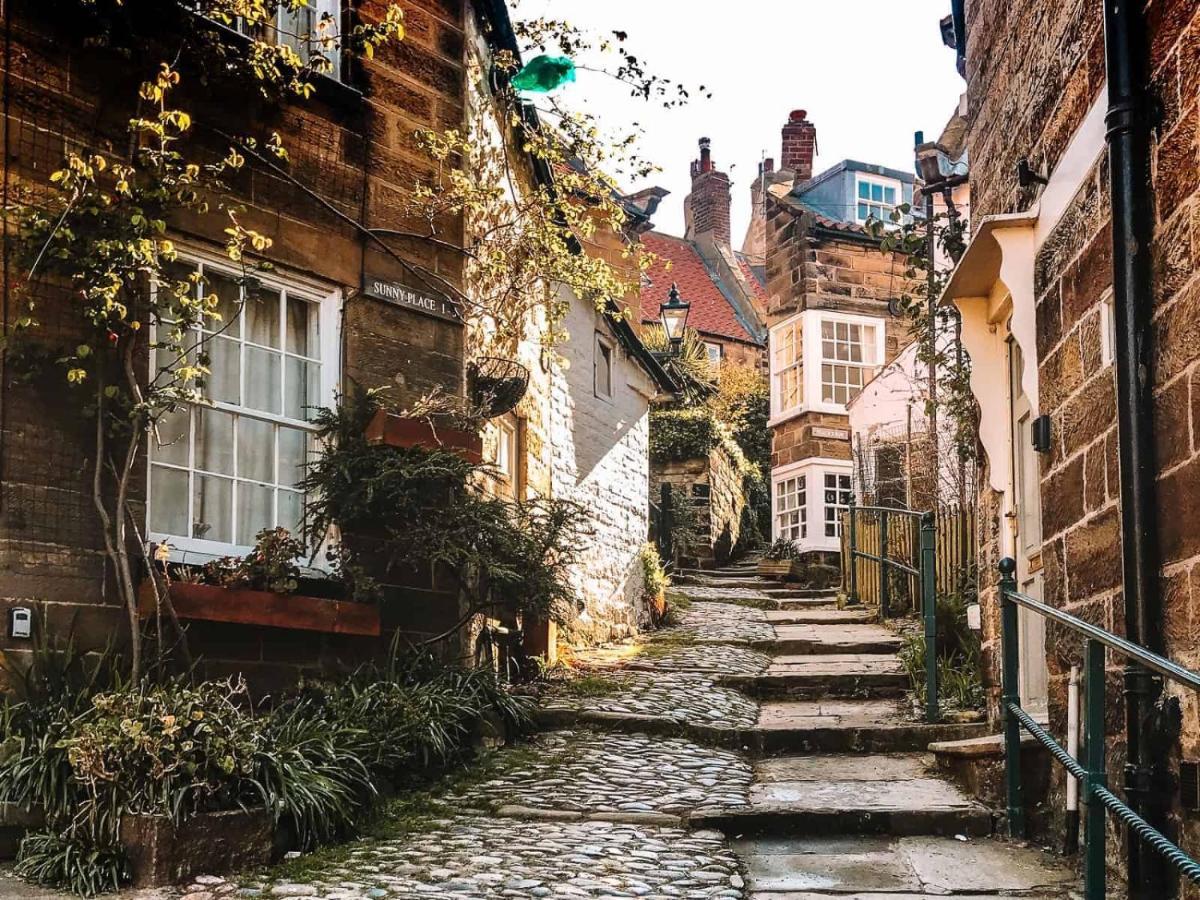 Large 4 Bedroom Home In Boston Spa Village In-Between York, Harrogate And Leeds, Sleeps 9 Ngoại thất bức ảnh